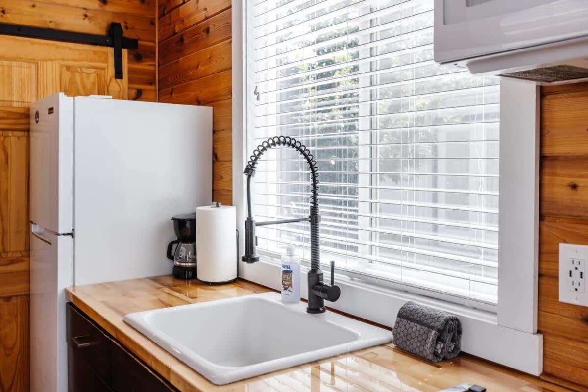 Villa Harrington Tiny House Apple Valley Exterior foto